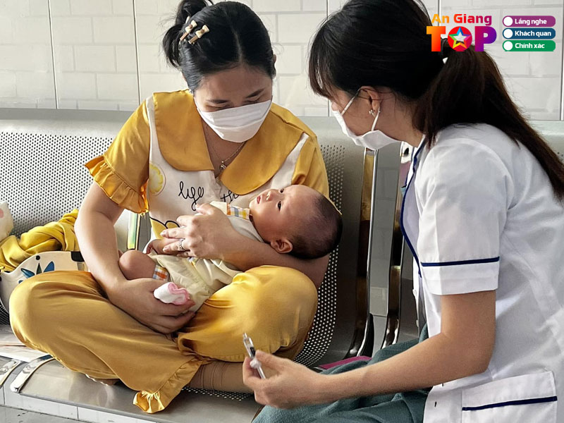 Phong-tiem-chung-vac-xin-thien-phuc-angiangtoplist