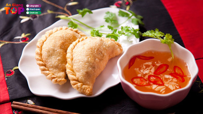 Top-3-dia-diem-ban-banh-goi-o-an-giang-ngon-chuan-vi-angiangtoplist
