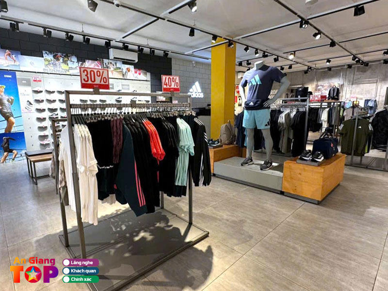 Adidas-store-long-xuyen-angiangtoplist