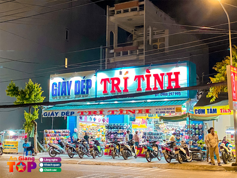 Cua-hang-giay-dep-tri-tinh-angiangtoplist