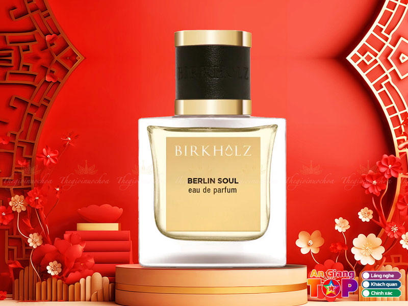 Cua-hang-my-pham-the-gioi-nuoc-hoa-angiangtoplist