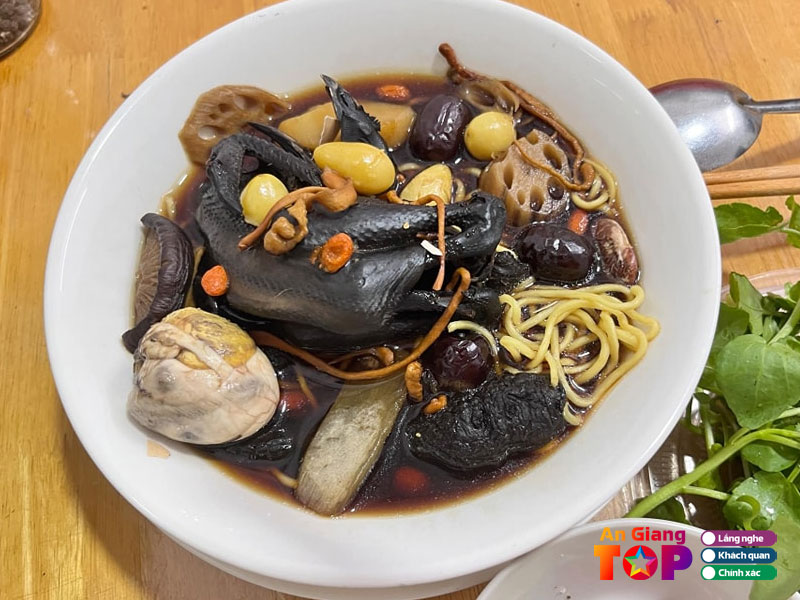 Ga-tiem-ly-huynh-angiangtoplist