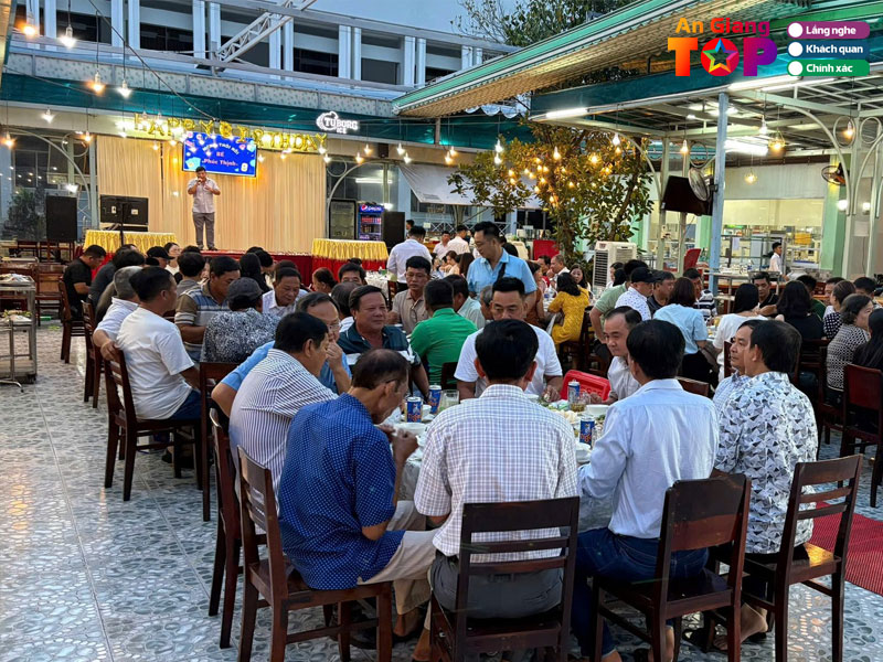 Nha-hang-thang-loi-angiangtoplist