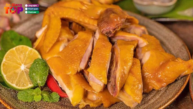 Top-10-cua-hang-ban-ga-u-muoi-o-an-giang-ngon-dam-bao-atvstp-angiangtoplist