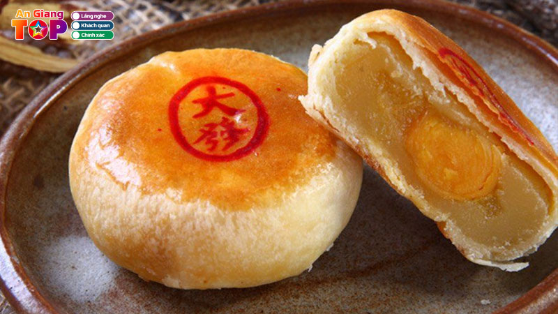 Top-10-dia-chi-ban-banh-pia-o-an-giang-ngan-lop-vi-mien-tay-angiangtoplist