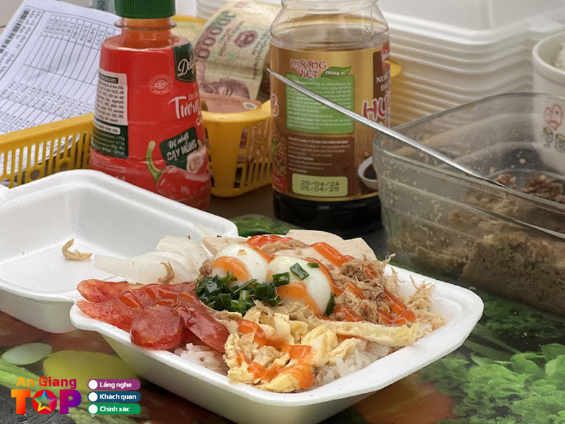 Xoi-man-banh-mi-truc-angiangtoplist