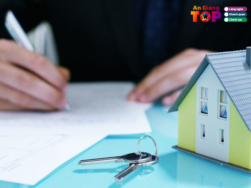 Cam-do-bich-ngoc-angiangtoplist