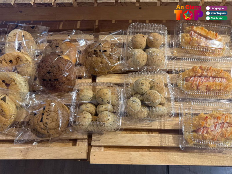 Cherry-bakery-angiangtoplist