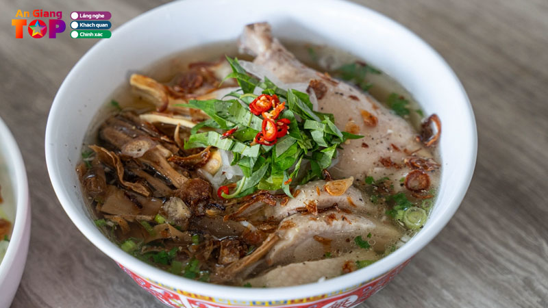 Top-5-quan-bun-mang-vit-tai-an-giang-ngon-khong-nen-bo-qua-angiangtoplist