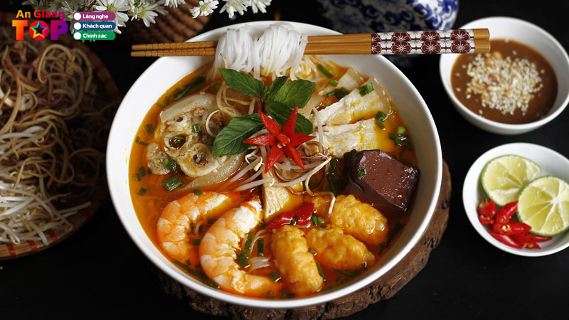 Top-6-quan-bun-suong-tai-an-giang-ngon-ngap-tran-topping-angiangtoplist