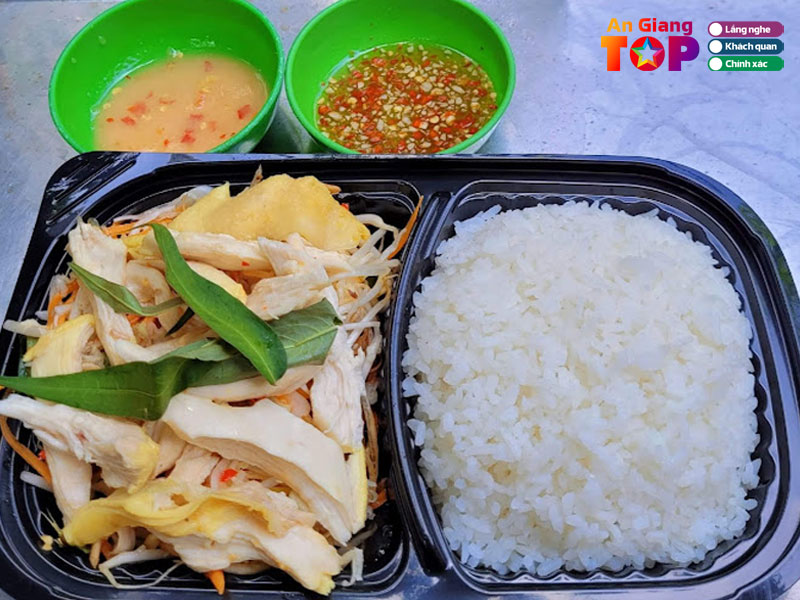 Com-trua-van-phong-com-ga-xe-gia-truyen-angiangtoplist