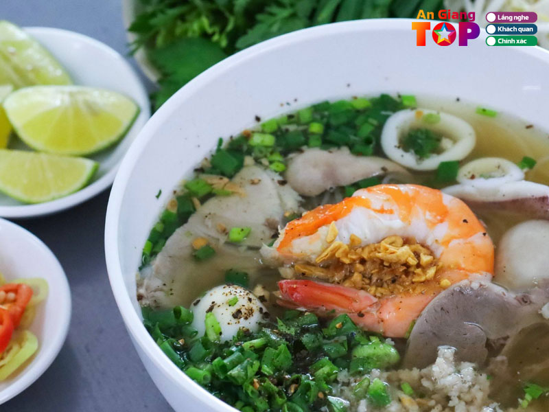 Hu-tieu-nam-vang-hang-quan-angiangtoplist