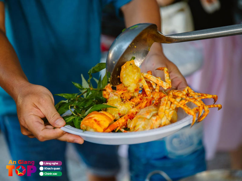 Luu-y-quan-trong-khi-thuong-thuc-hai-san-tom-hum-1-angiangtoplist