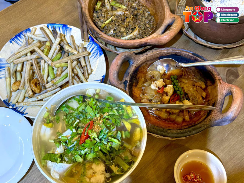 Quan-com-que-angiangtoplist