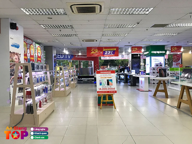 Sieu-thi-dien-may-nguyen-kim-angiangtoplist