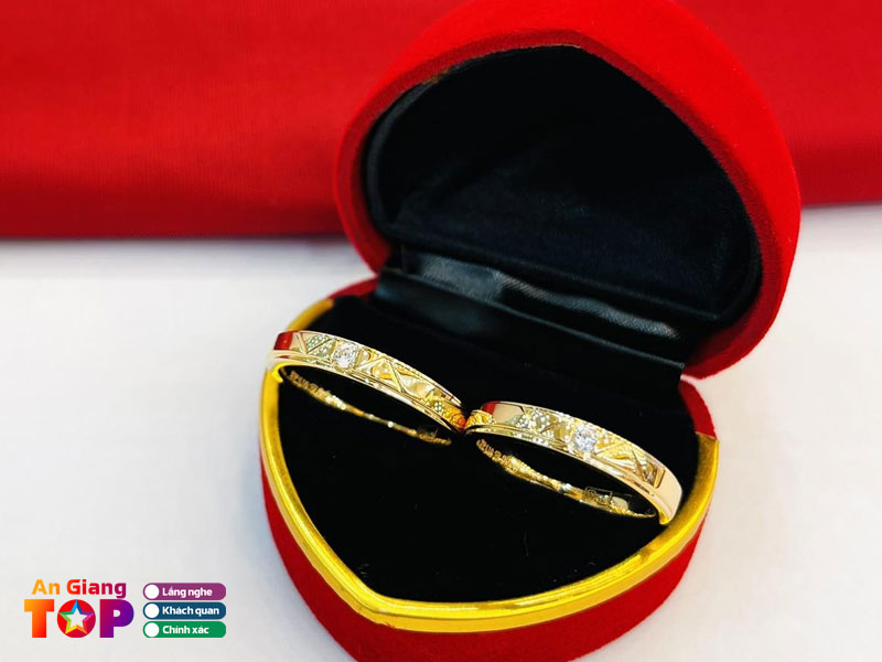 Tiem-vang-kim-phuong-lx-angiangtoplist