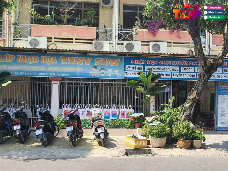 Trung-tam-luyen-chu-dep-tiny-sun-angiangtoplist