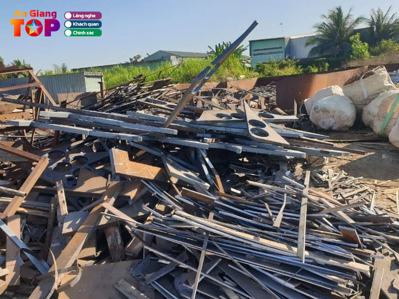 Vua-phe-lieu-thao-angiangtoplist