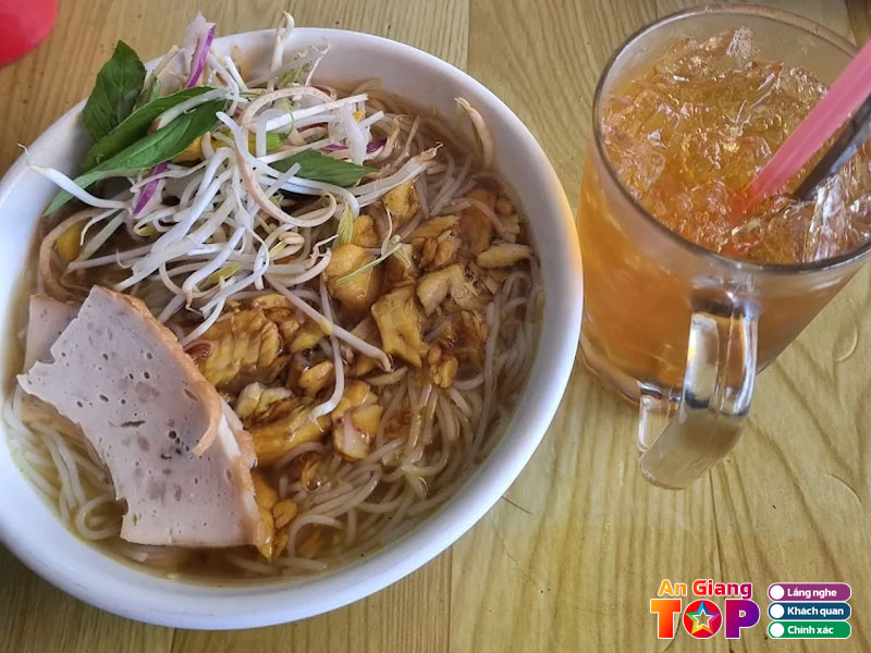 Bun-cua-an-phu-angiangtoplist