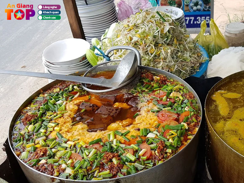 Bun-cua-bun-ca-huynh-nhu-angiangtoplist