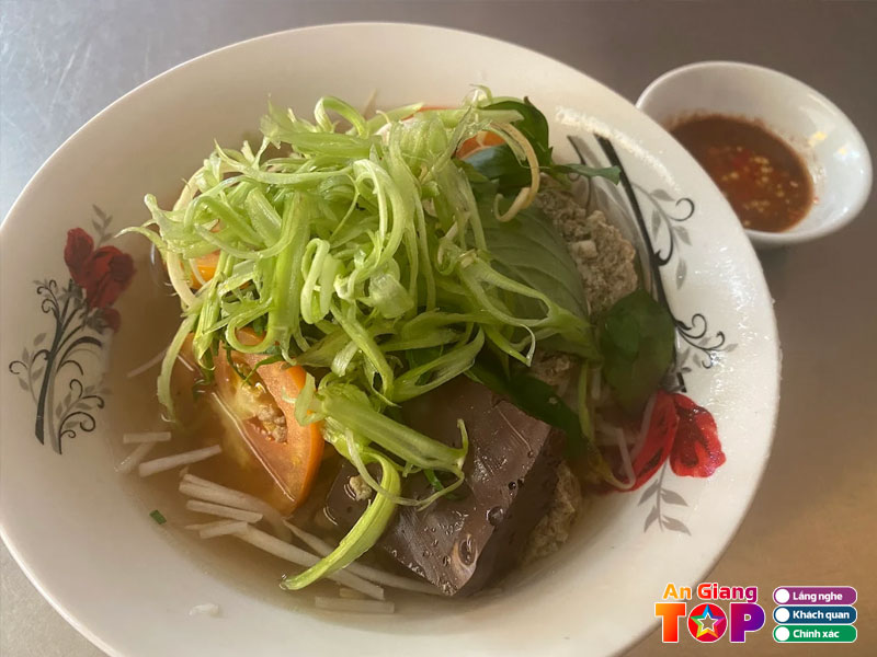 Bun-cua-phuong-phuong-angiangtoplist