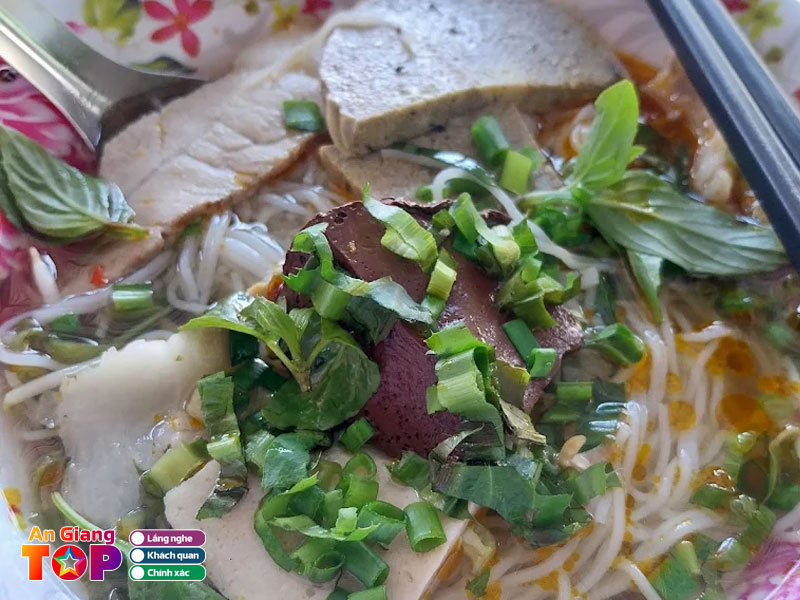 Bun-cua-tam-thuy-angiangtoplist