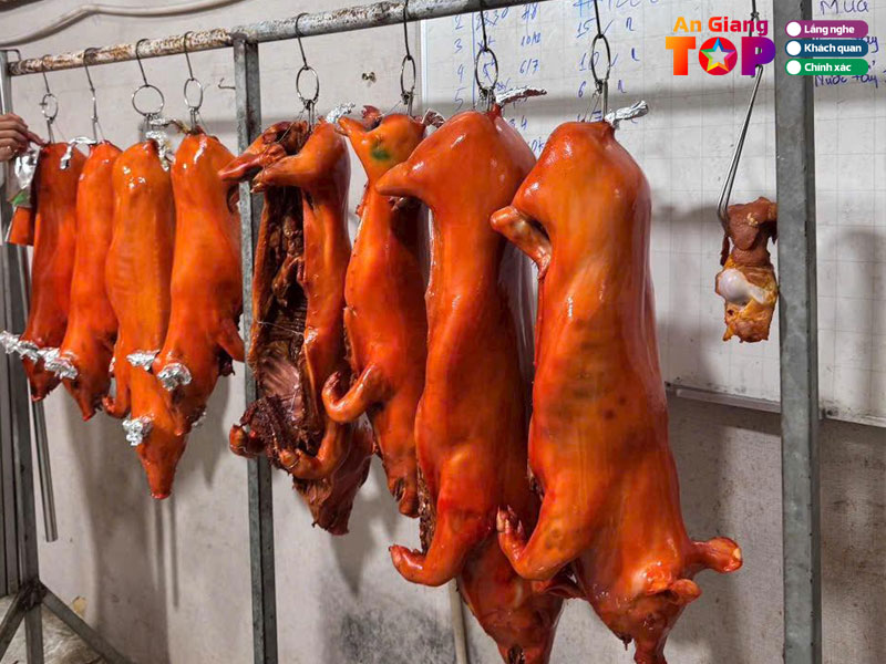 Heo-quay-anh-duong-angiangtoplist