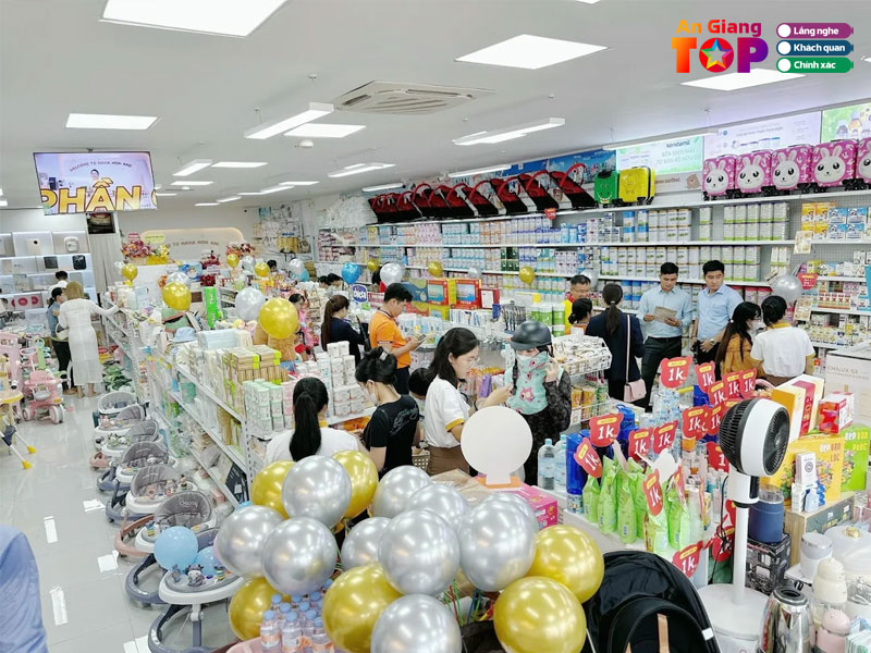 Nana-mom-baby-angiangtoplist