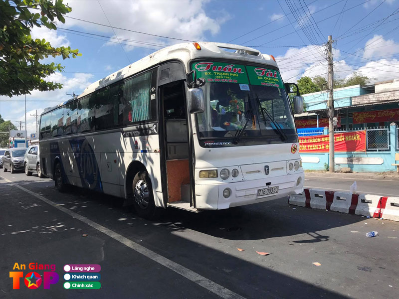 Nha-xe-tuan-tai-angiangtoplist