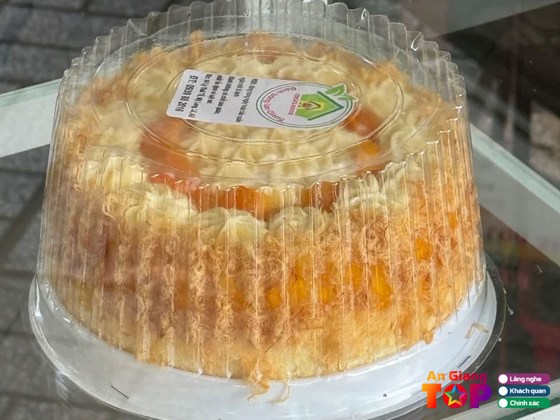 Tiem-banh-bong-lan-giang-angiangtoplist