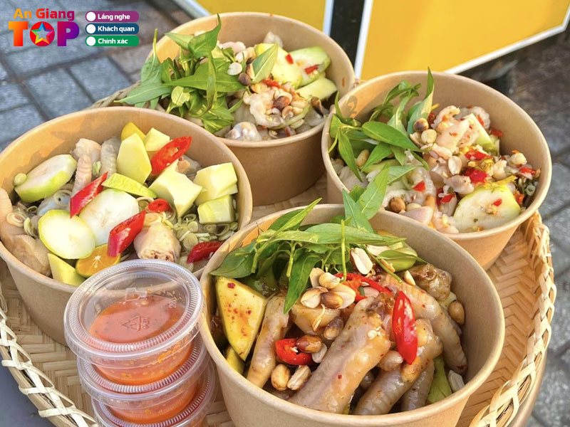 Tiem-ga-bong-food-angiangtoplist