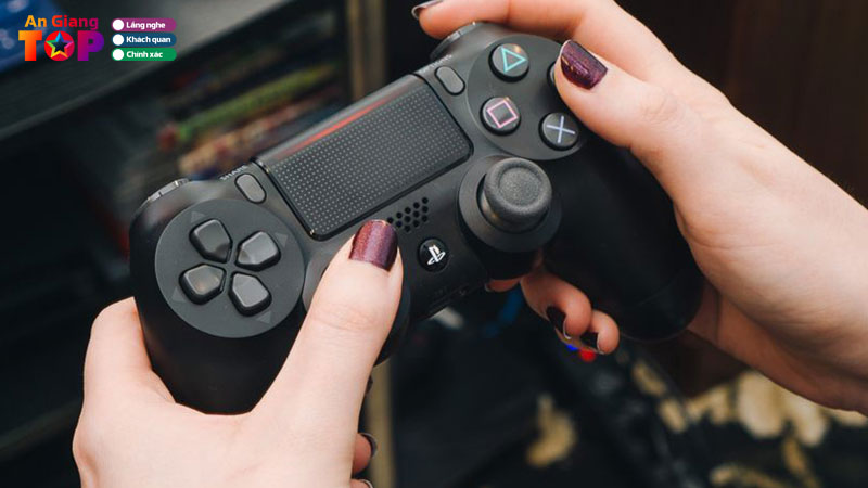 Top-6-dia-chi-ban-tay-cam-choi-game-o-an-giang-chinh-hang-gia-re-angiangtoplist