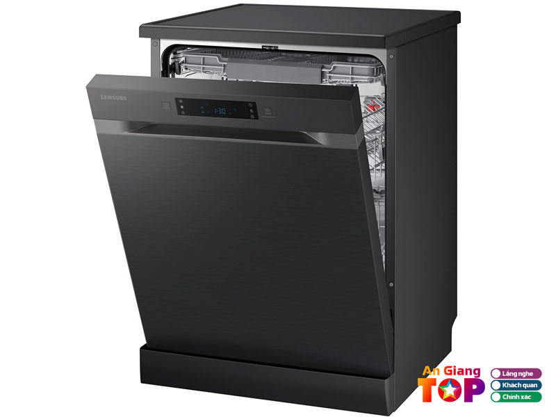 Trung-tam-mua-sam-nguyen-kim-angiangtoplist