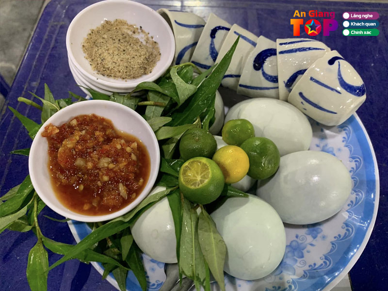 Chao-trang-sinh-to-quynh-anh-angiangtoplist