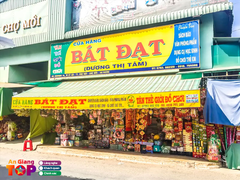 Cua-hang-van-phong-pham-bat-dat-angiangtoplist