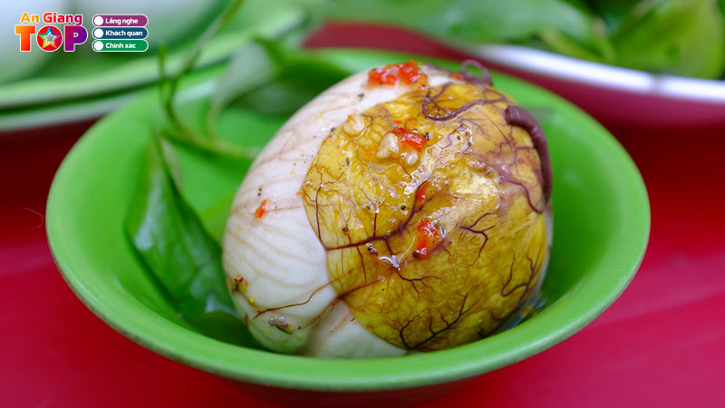 Top-7-dia-chi-an-hot-vit-lon-o-an-giang-ngon-gia-binh-dan-angiangtoplist