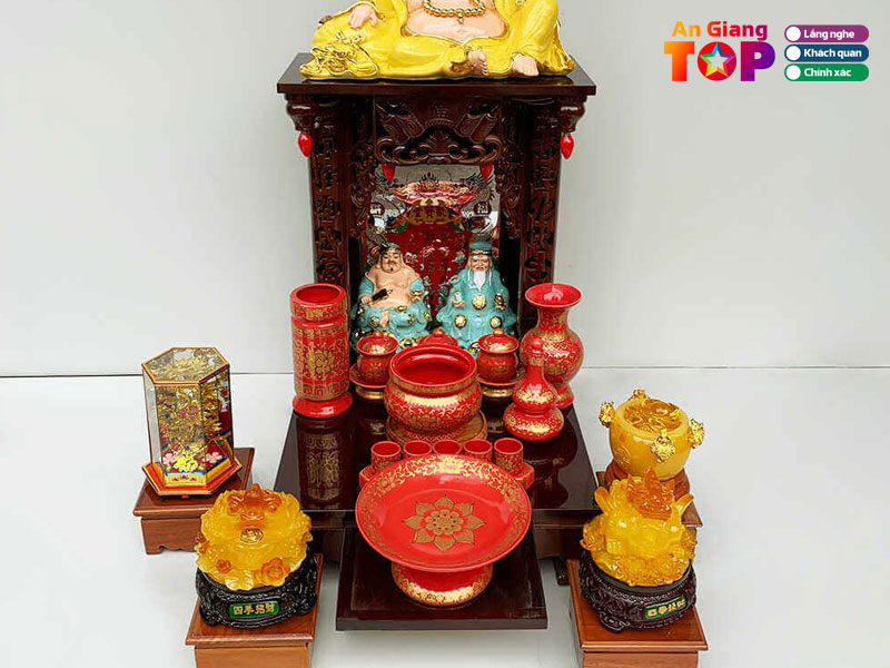 Cua-hang-do-tho-cung-duc-phat-angiangtoplist