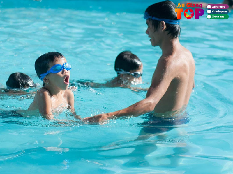 Luu-y-khi-lua-chon-dia-chi-hoc-boi-angiangtoplist