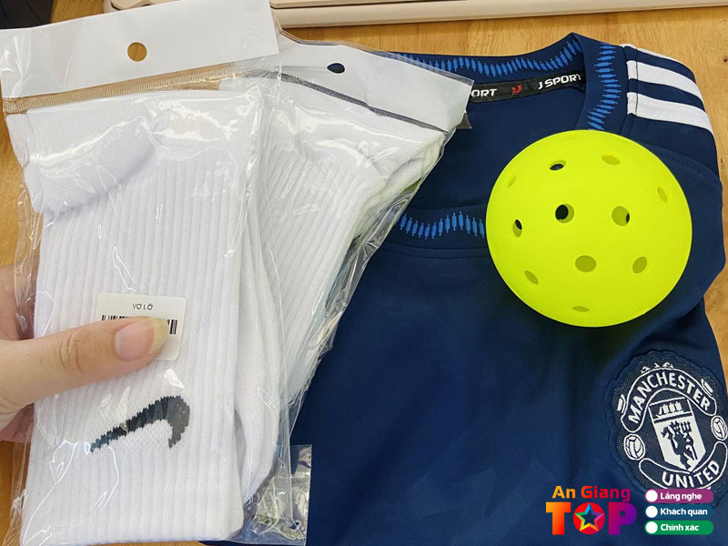 Sport-hai-dang-dia-chi-ban-bong-pickleball-o-an-giang-chat-luong-angiangtoplist