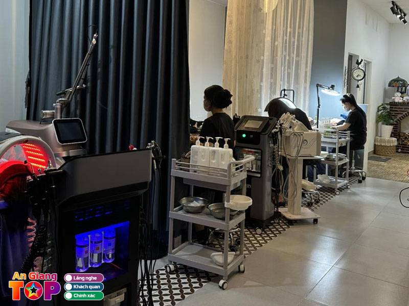 Tham-my-vien-dr-pham-thy-angiangtoplist