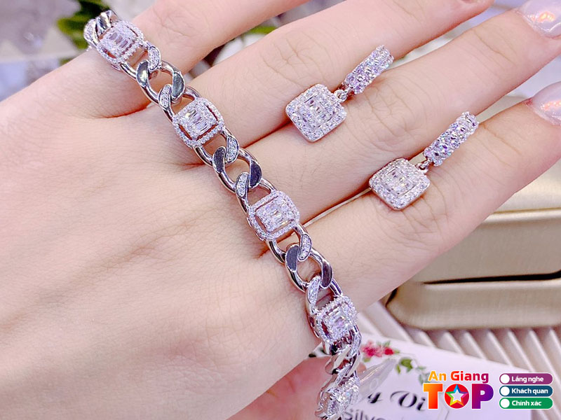 Tiem-bac-thuy-vi-angiangtoplist