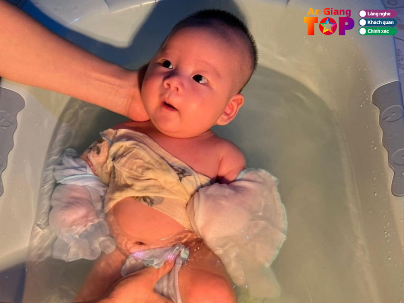 Baby-mom-care-angiangtoplist