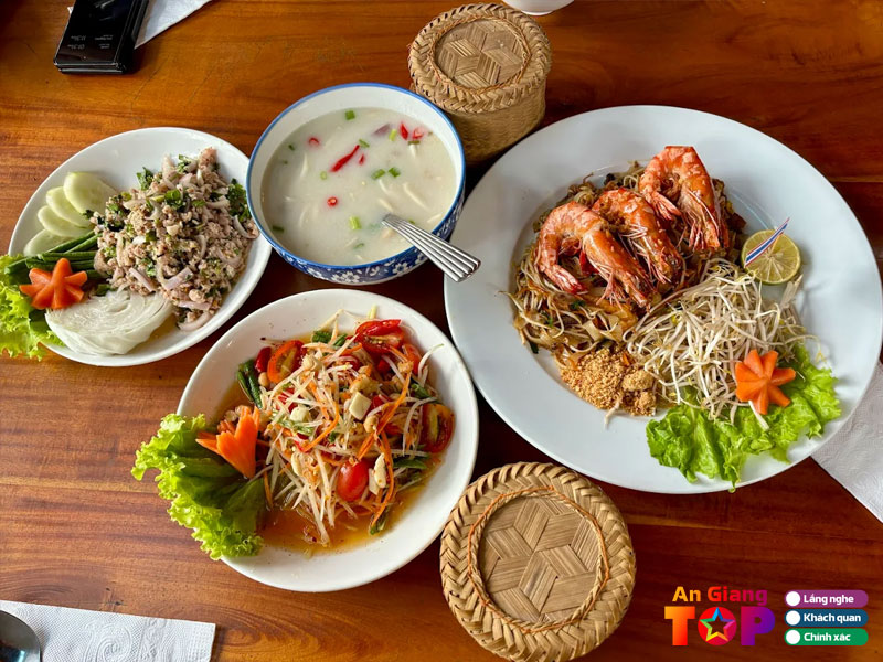 Bua-siam-thai-restaurant-phu-quoc-angiangtoplist