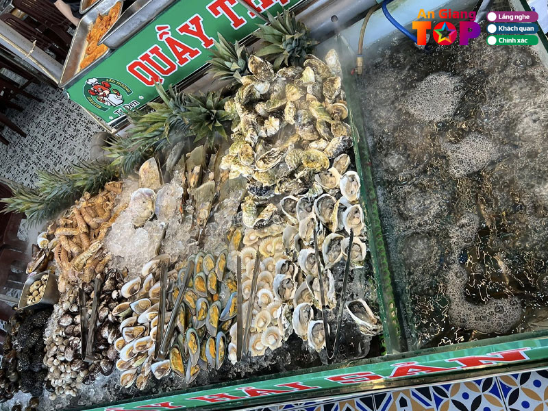 Buffet-lau-va-nuong-ti-den-angiangtoplist