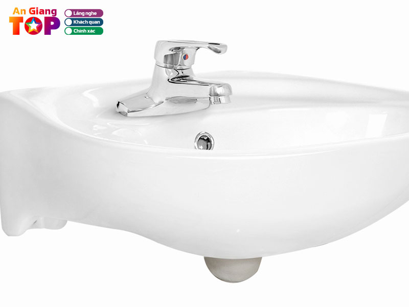 Cong-ty-tnhh-mtv-hoa-nam-phu-quoc-angiangtoplist