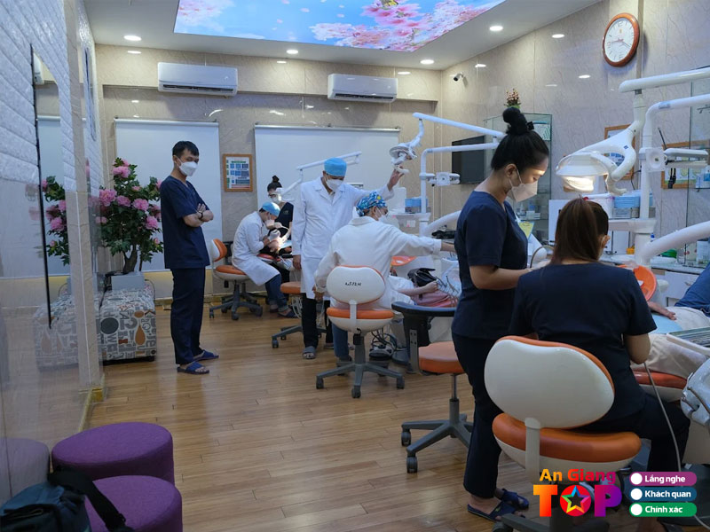 Nha-khoa-happy-smile-angiangtoplist