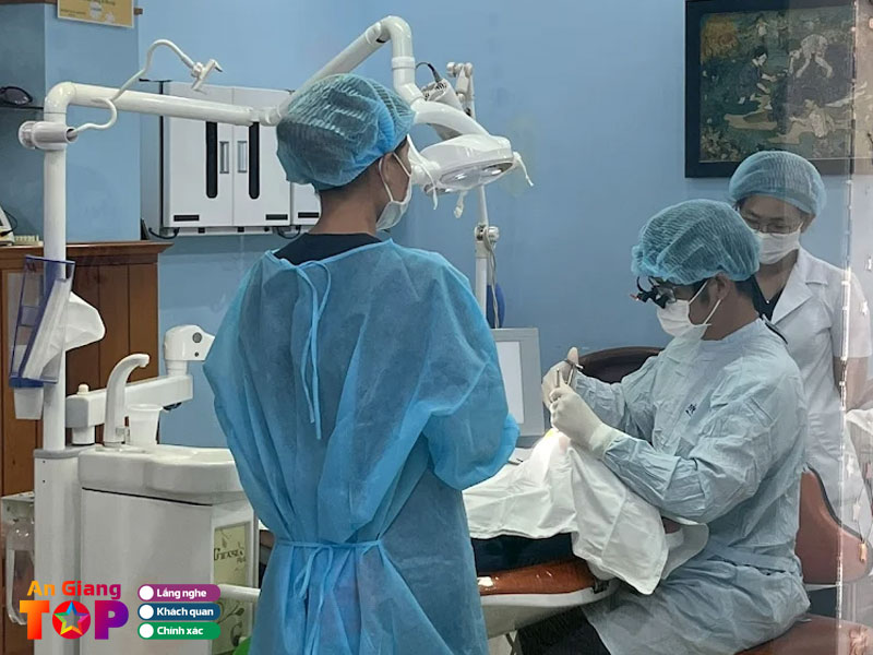 Nha-khoa-thoi-dai-angiangtoplist