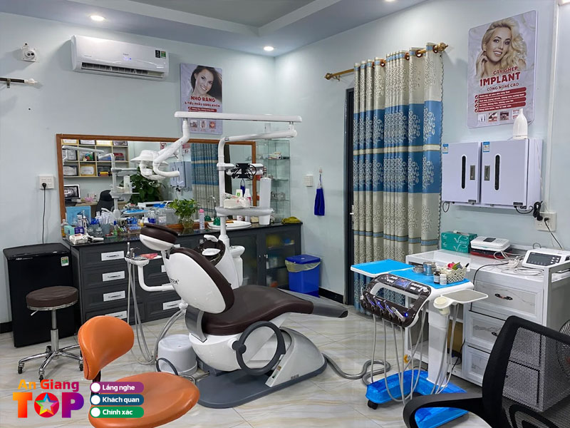 Nha-khoa-viet-my-tan-chau-angiangtoplist
