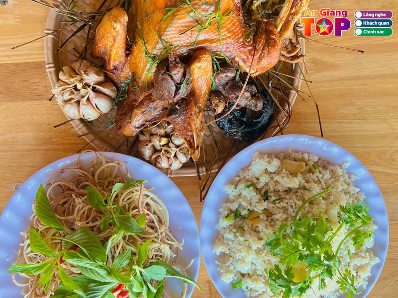 Quan-an-gia-dinh-song-que-angiangtoplist