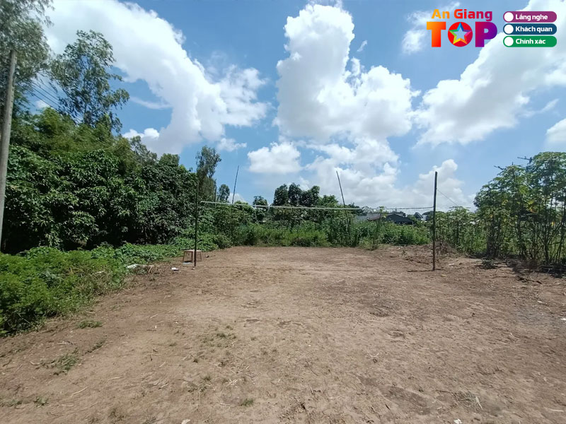 San-bong-chuyen-ap-phu-hau-angiangtoplist